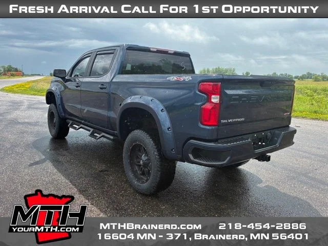 Used 2020 Blue Chevrolet RST image 6