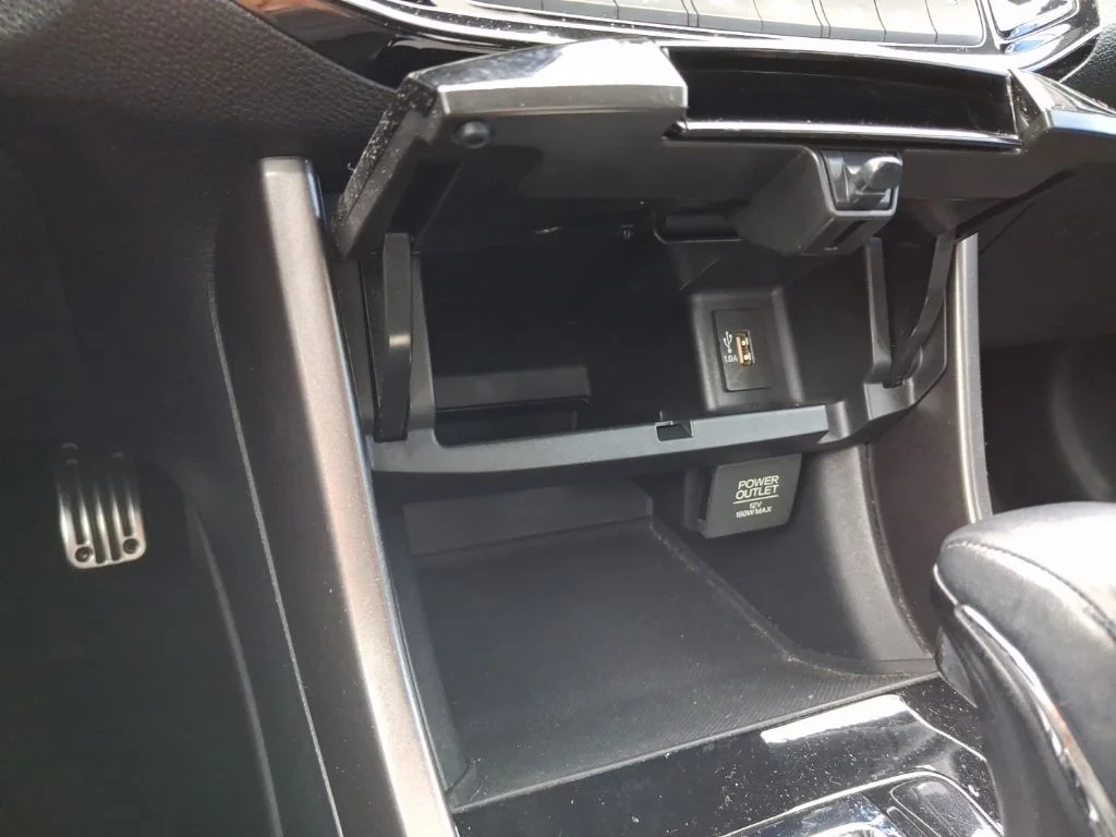 Used 2016  Honda Sport image 27