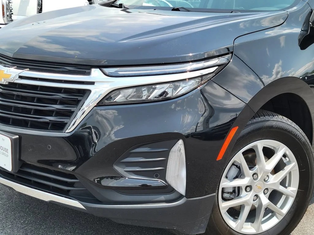 Used 2024 Mosaic Black Metallic Chevrolet LT image 9