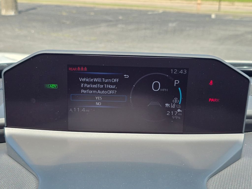 New 2026 Wind Chill Pearl <sup>1</sup> Toyota  XLE image 25
