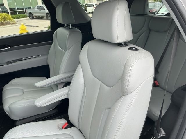 Used 2021 Silver Hyundai SEL image 20