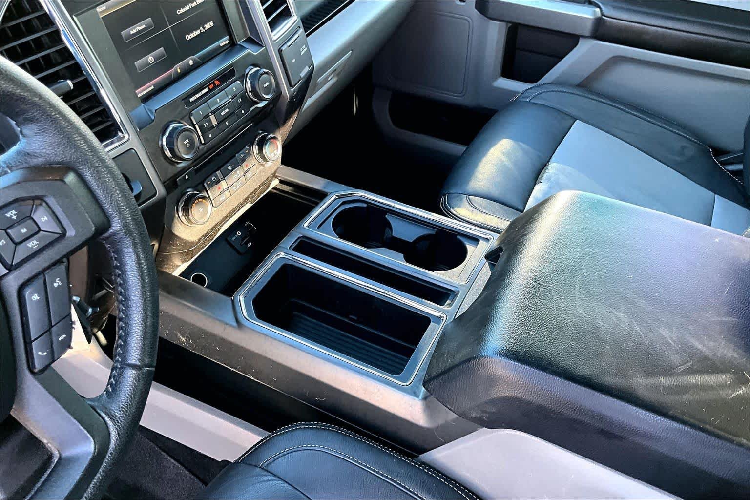 Used 2015 Tuxedo Black Metallic Ford XLT image 16