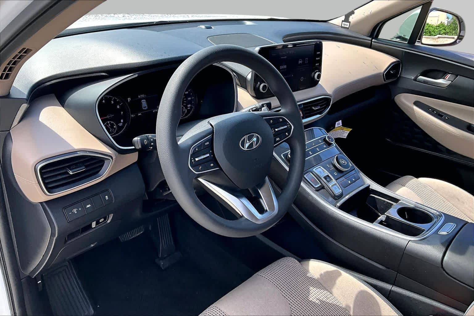 Used 2022 Quartz White Hyundai SEL image 16