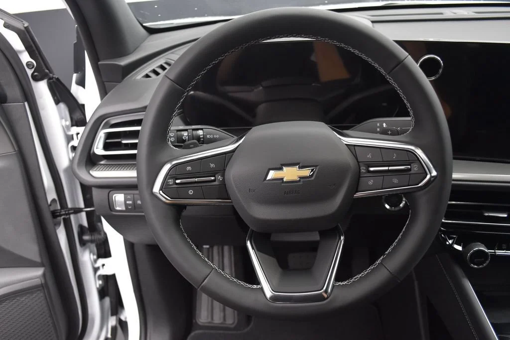 New 2026 Summit White Chevrolet LT image 8