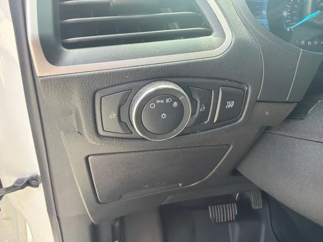 Used 2022 White Ford SEL image 15