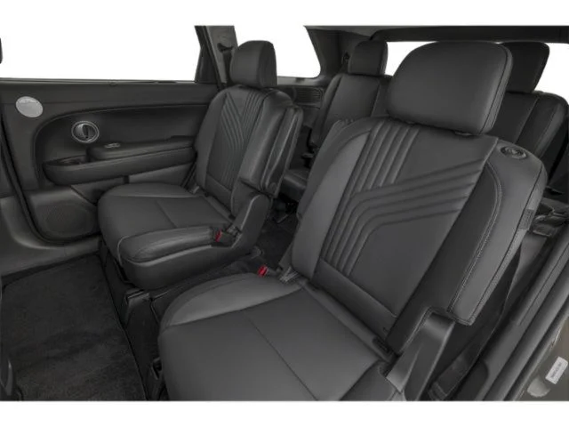 New 2027 Silver Hyundai SEL image 10