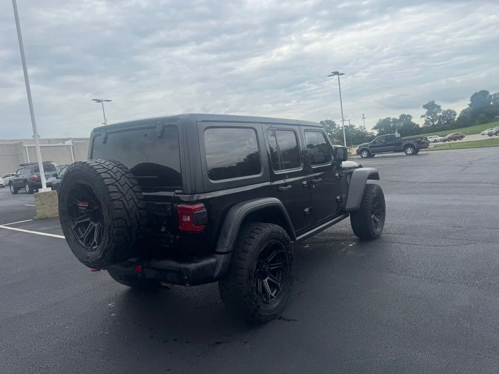 Used 2018 Black Jeep Unlimited Rubicon image 10