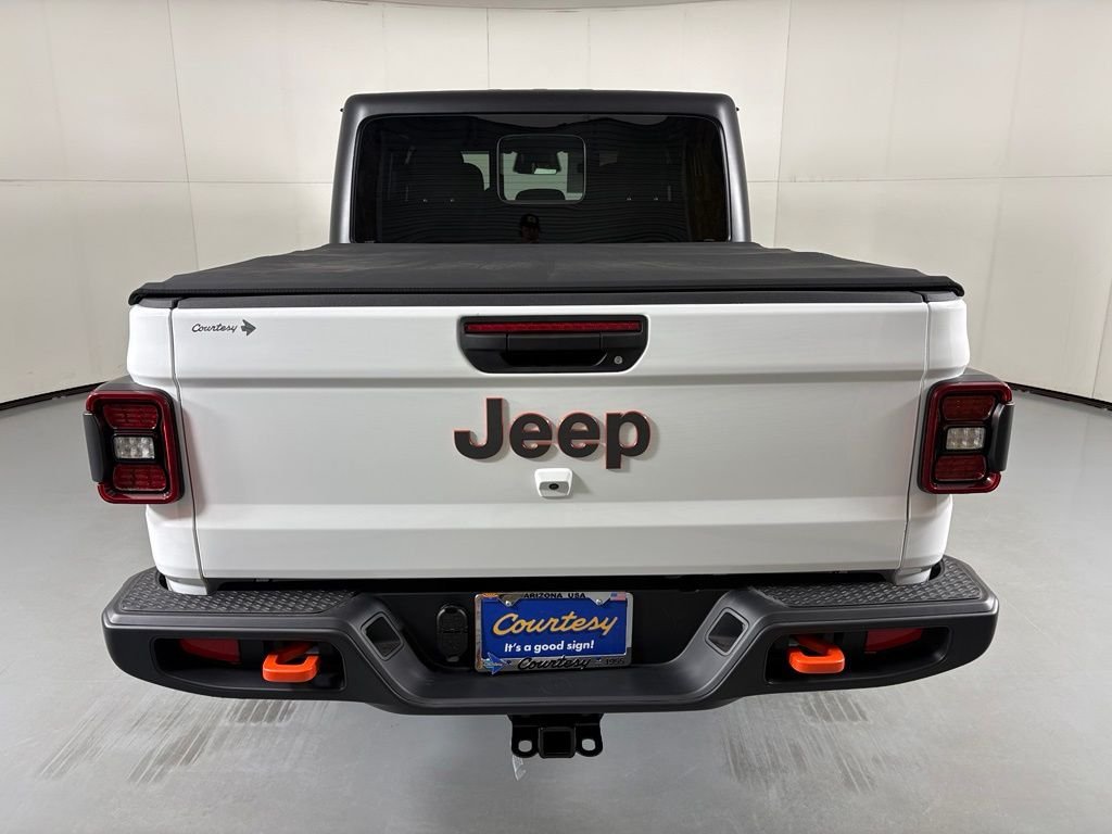 New 2026 Bright White Clearcoat Jeep Mojave image 7