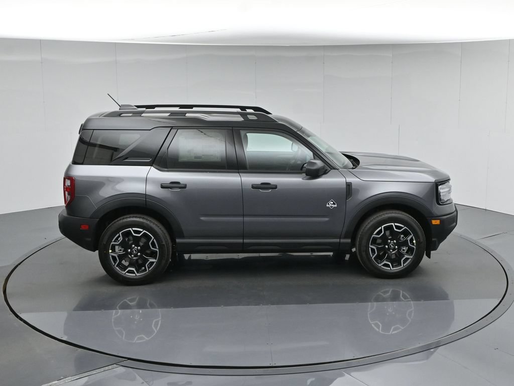 New 2026 Carbonized Gray Metallic Ford Outer Banks image 39