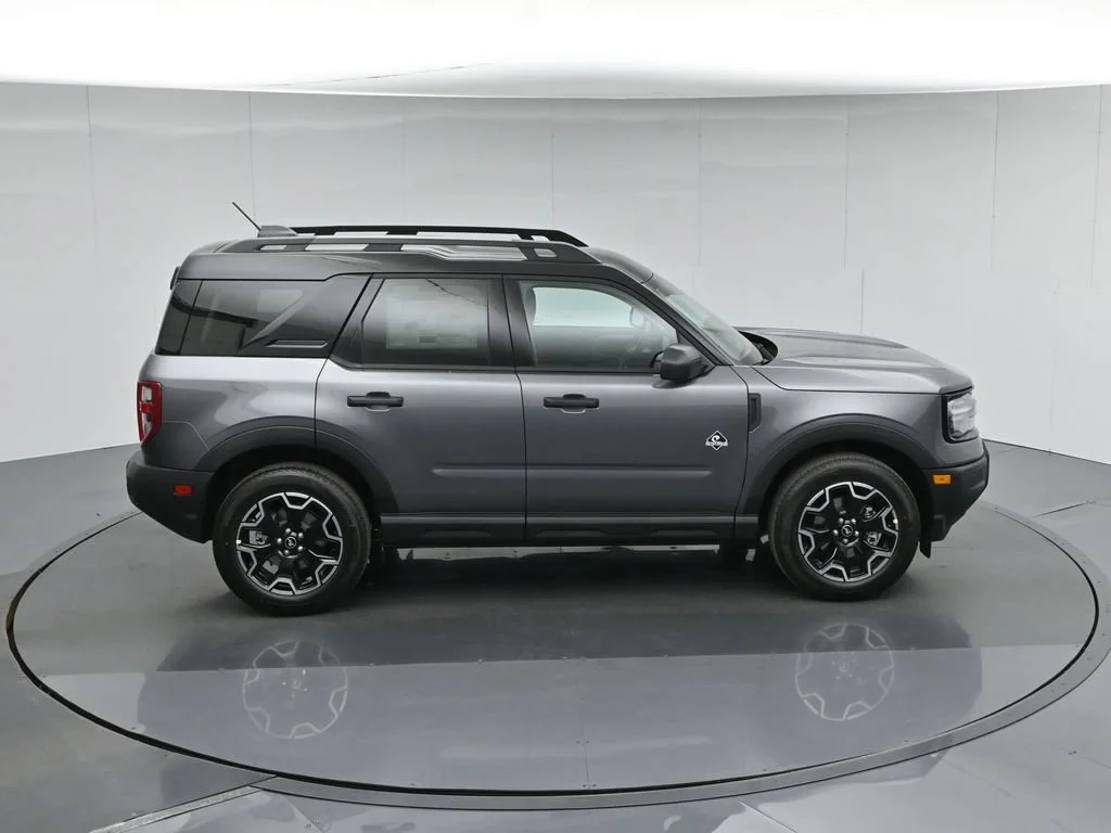 New 2026 Gray Ford Outer Banks image 39