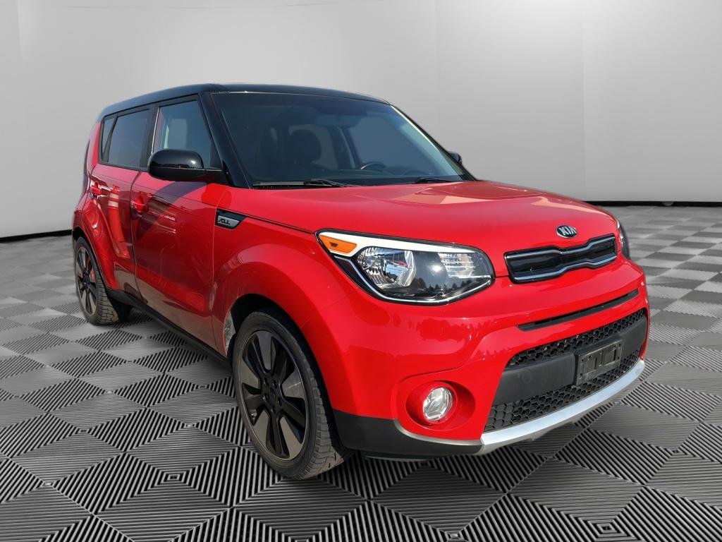 Used 2017 Inferno Red w/Black Roof Kia + image 3
