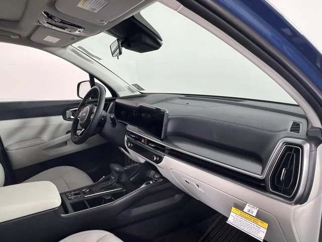 2025 Kia Sorento S - Photo 48