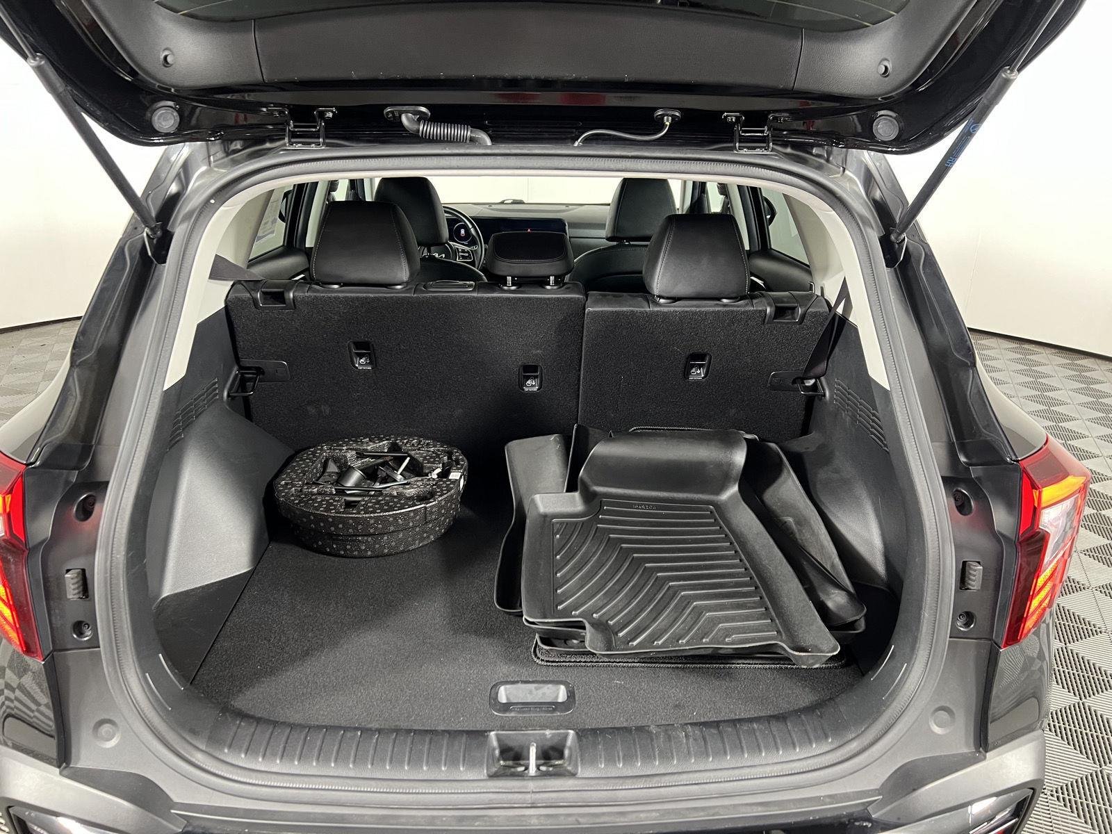Used 2024 Fusion Black Kia EX image 9