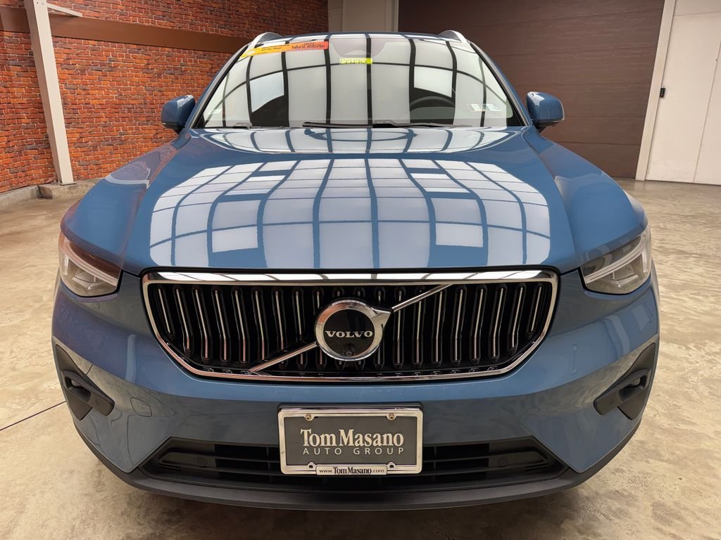 2024 Volvo XC40 Plus - Photo 8