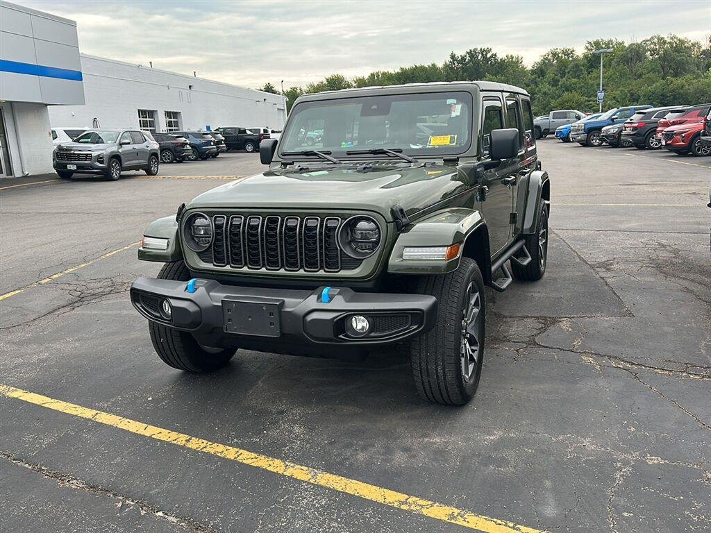 Used 2024 Sarge Green Clearcoat Jeep Sport S image 5