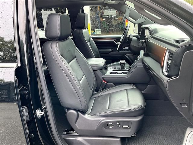 Used 2024 Black GMC Denali image 7