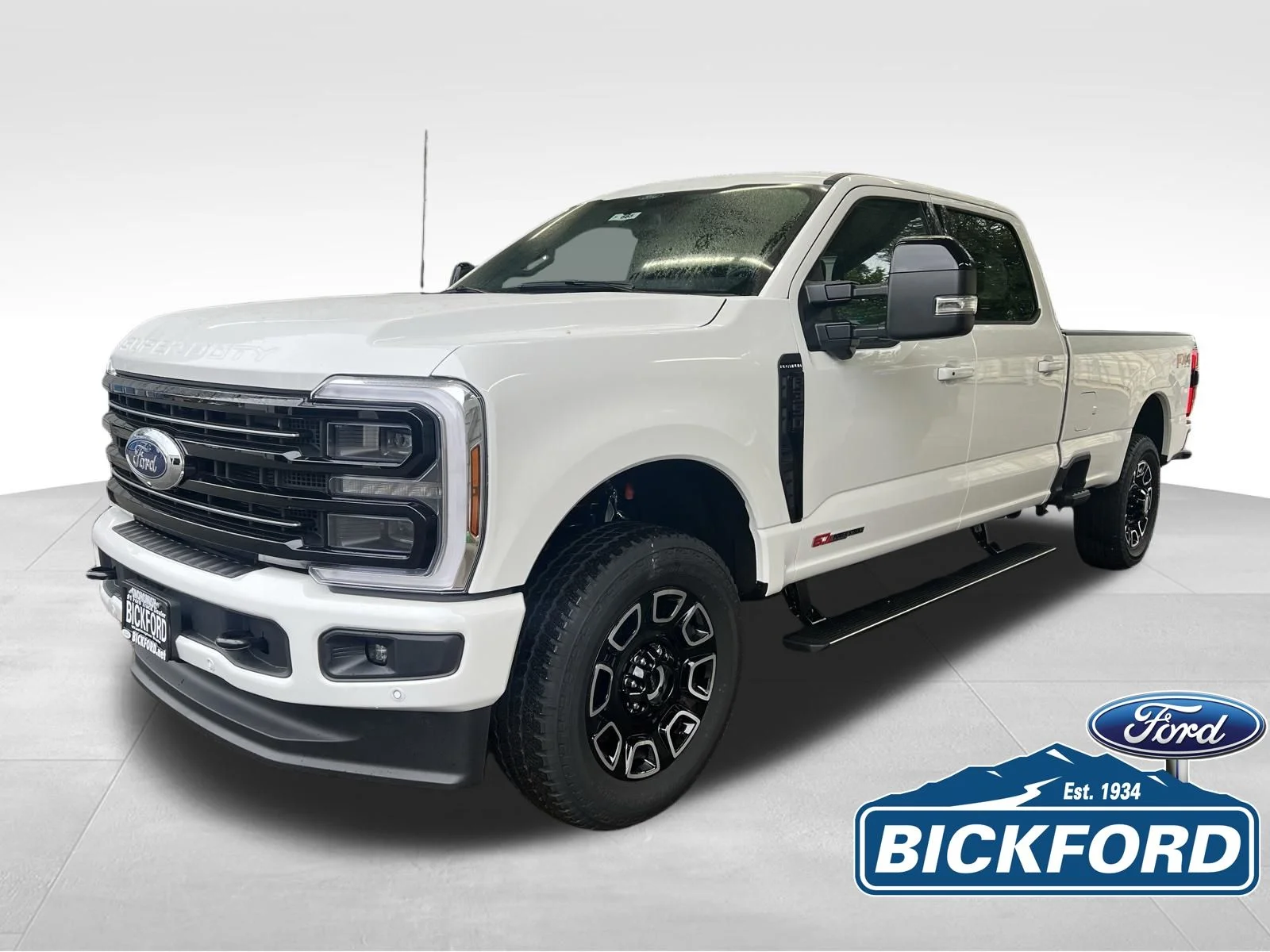 2026 Ford F-350 Platinum 4x4 Crew Cab 8' Box SRW's photo
