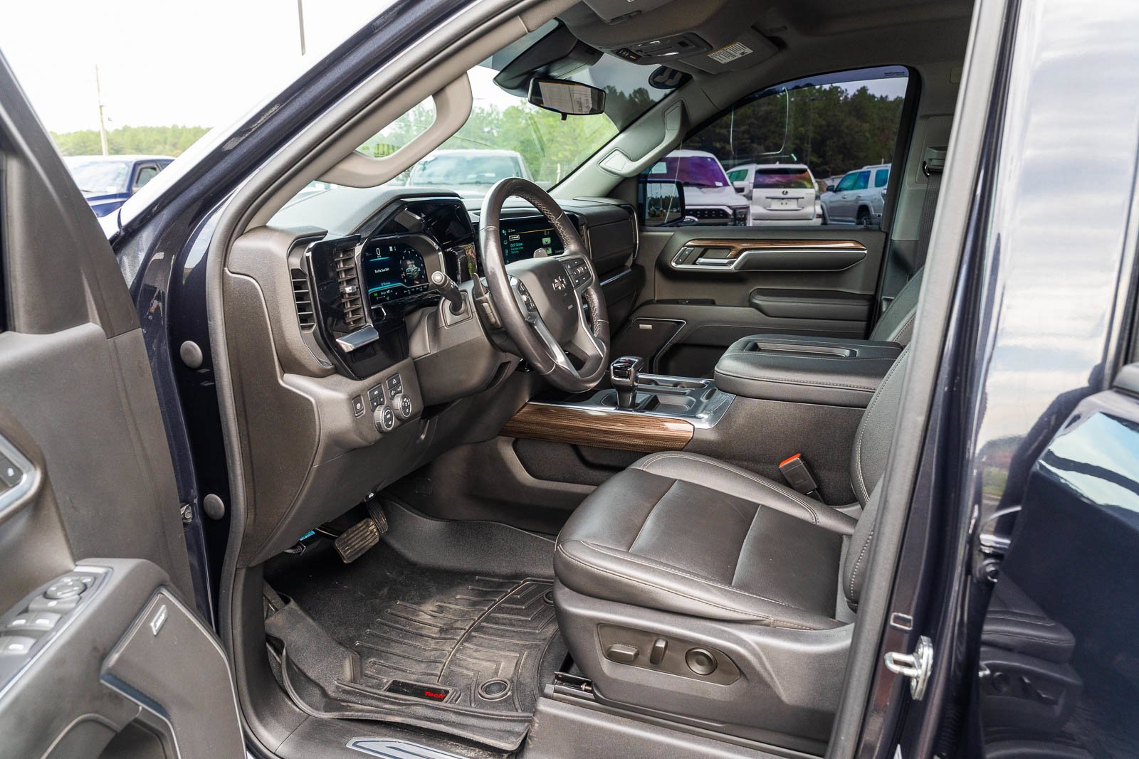 Used 2022 Gray Chevrolet RST image 19