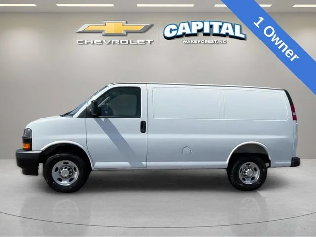 Used 2025 Summit White Chevrolet WT image 2