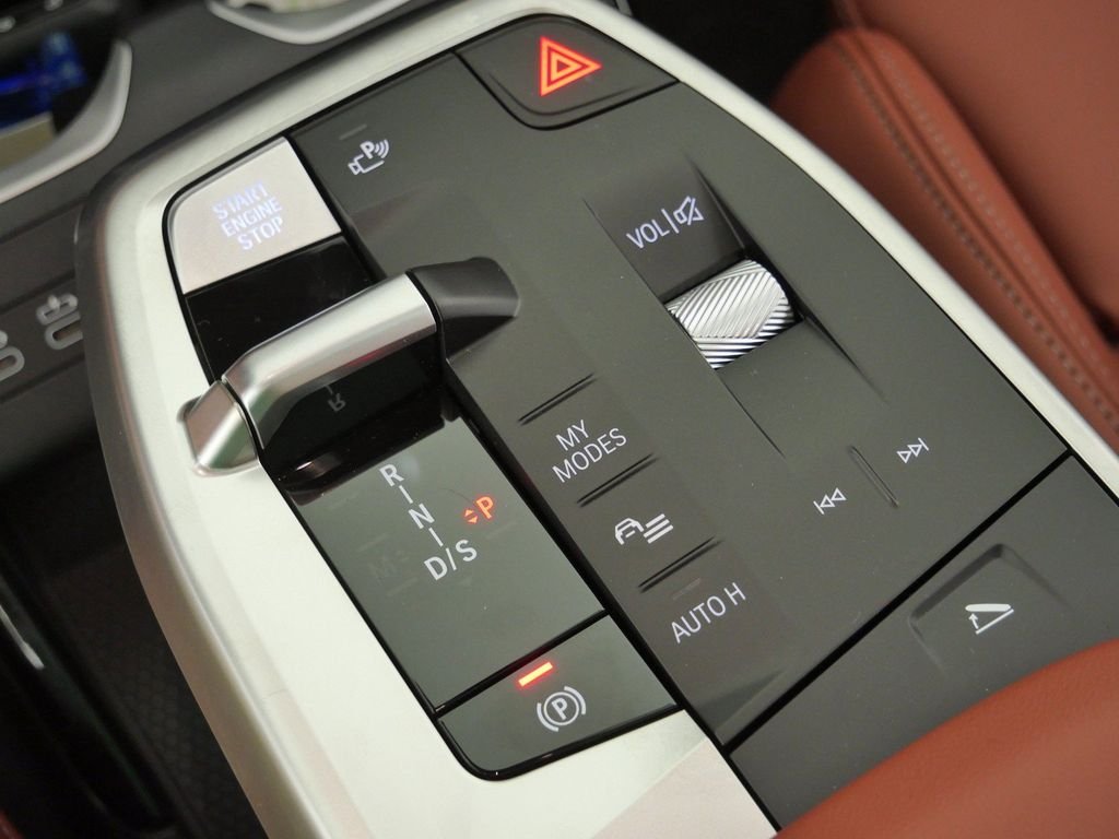 New 2026 Brooklyn Grey Metallic BMW xDrive28i image 47