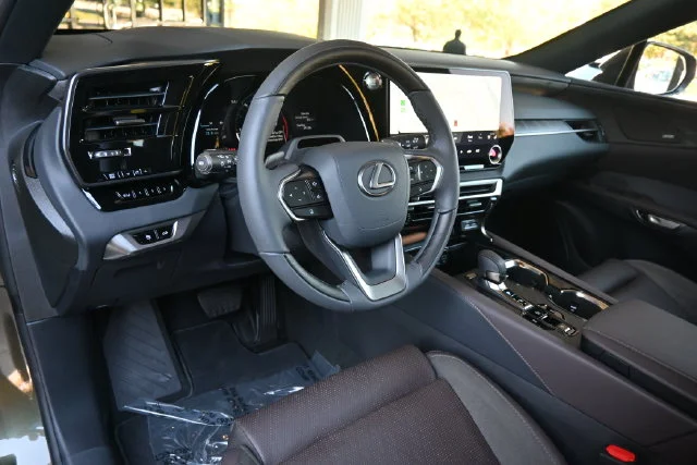 Used 2026 Green Lexus 350 Luxury image 21