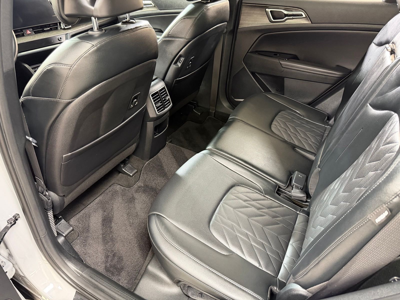 Used 2024 Gray Kia X-Line image 8