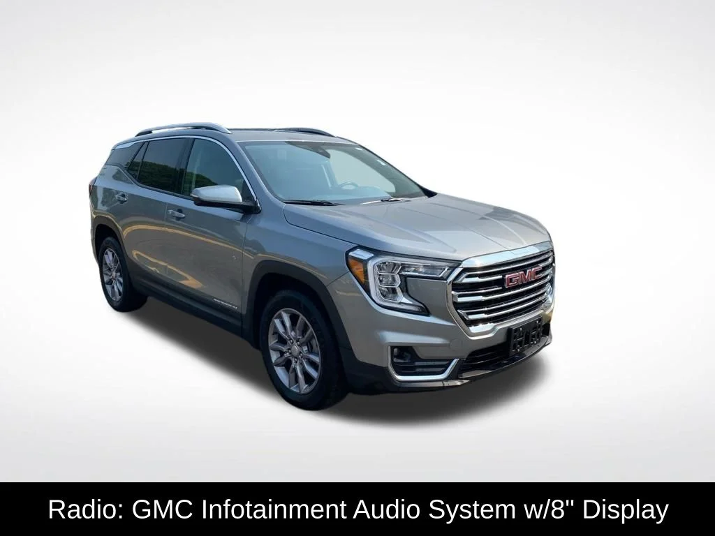 Used 2024 Silver GMC SLT image 3