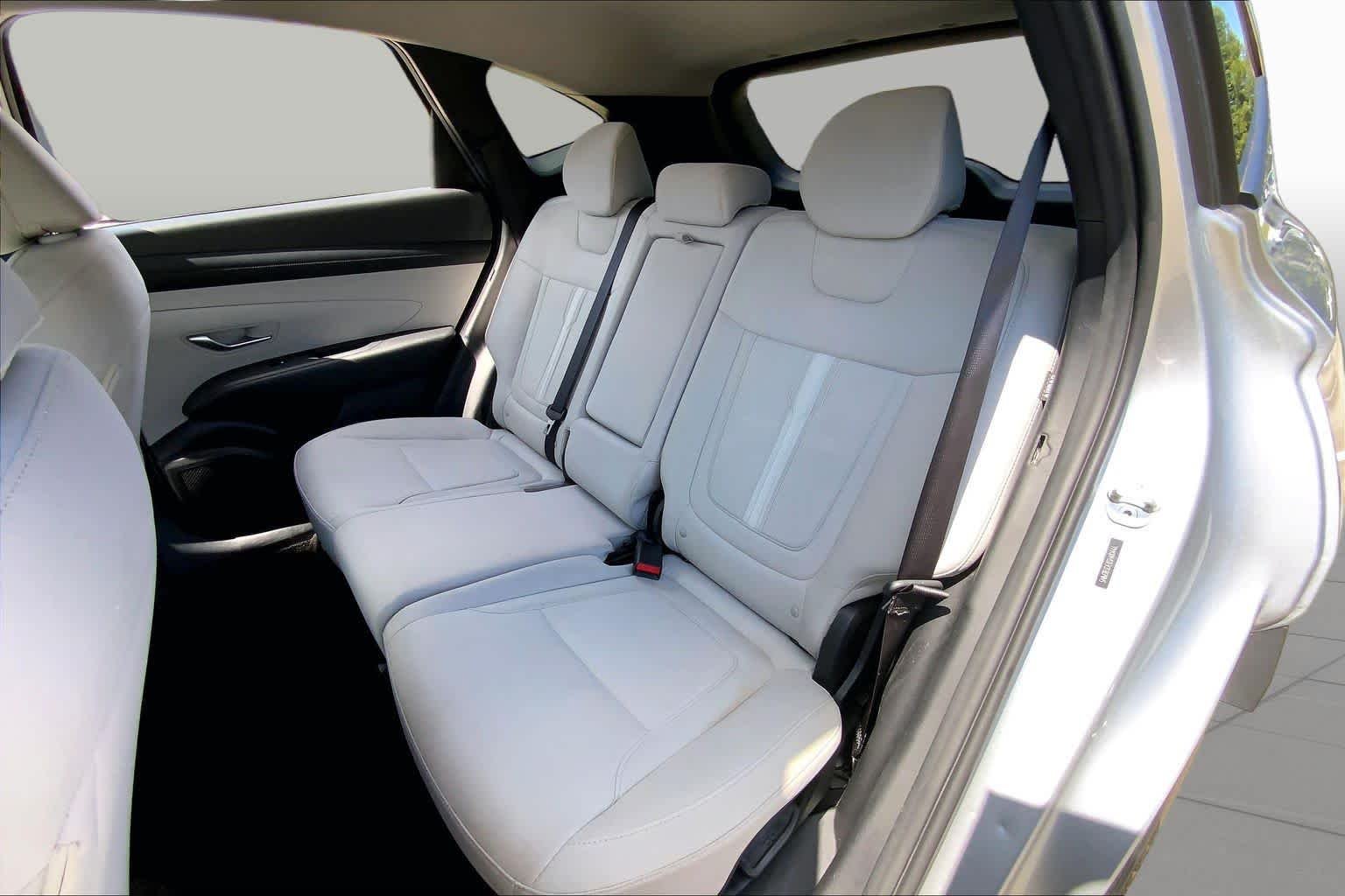 Used 2025 Shimmering Silver Hyundai SEL image 19