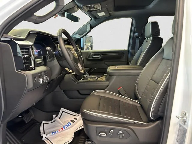 New 2026 White GMC AT4X image 10
