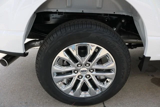 New 2026 Oxford White Ford XLT image 55