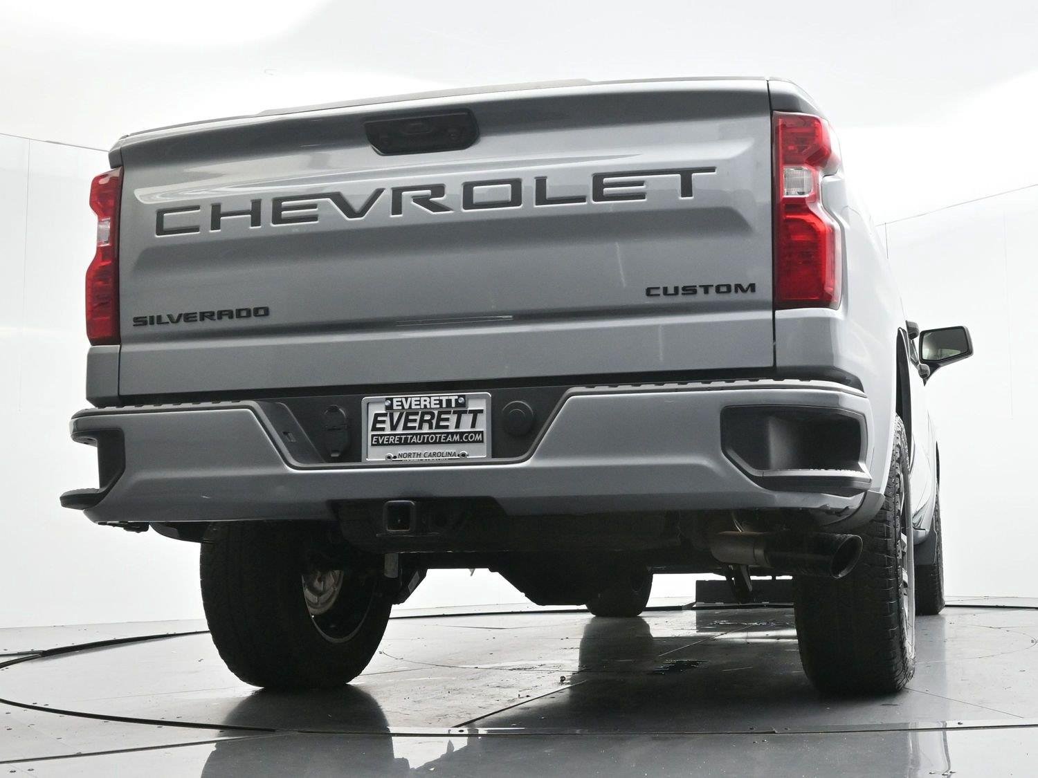 Used 2025 Sterling Gray Metallic Chevrolet Custom image 47