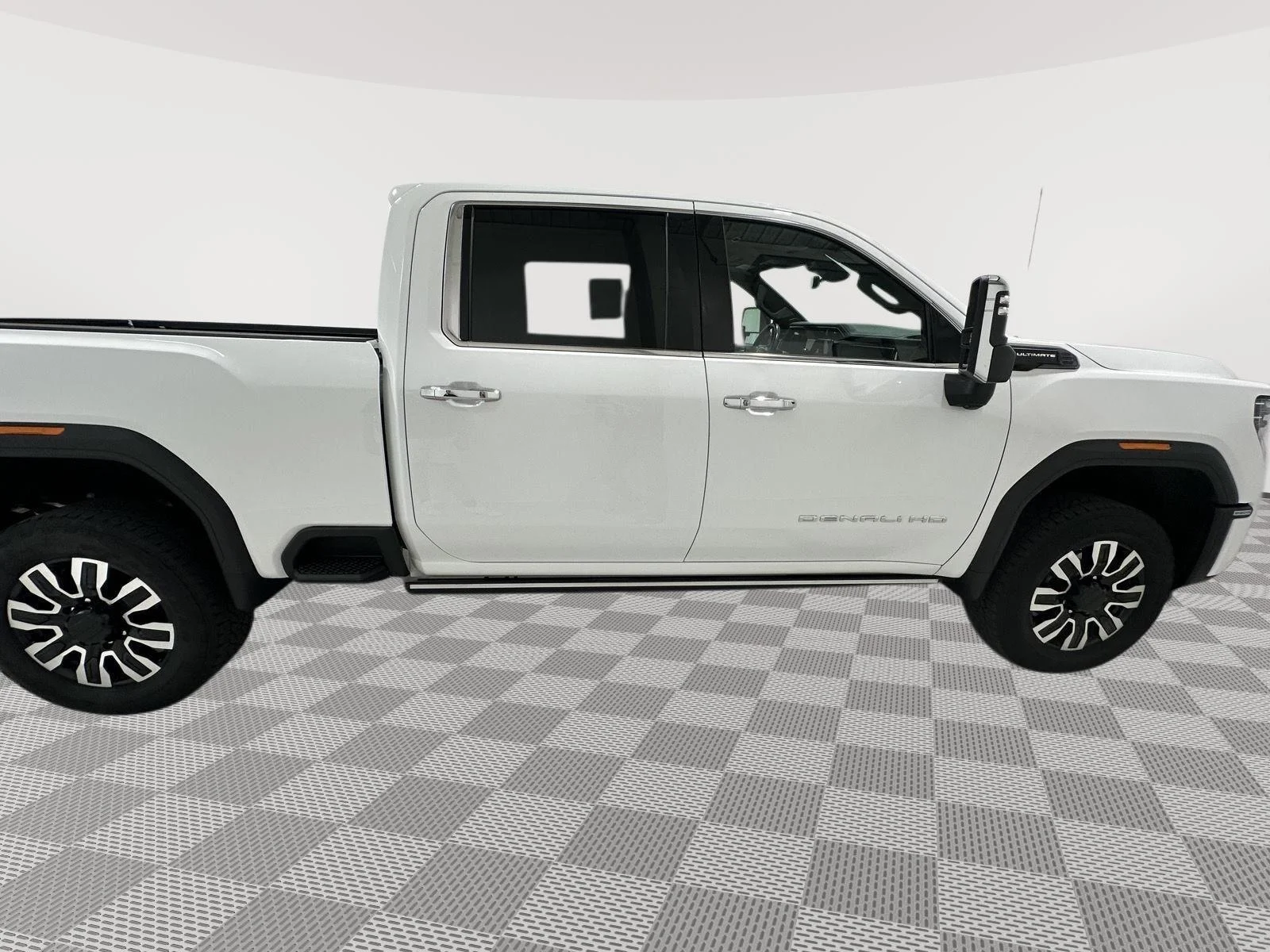 Used 2024 Summit White GMC Denali Ultimate image 6