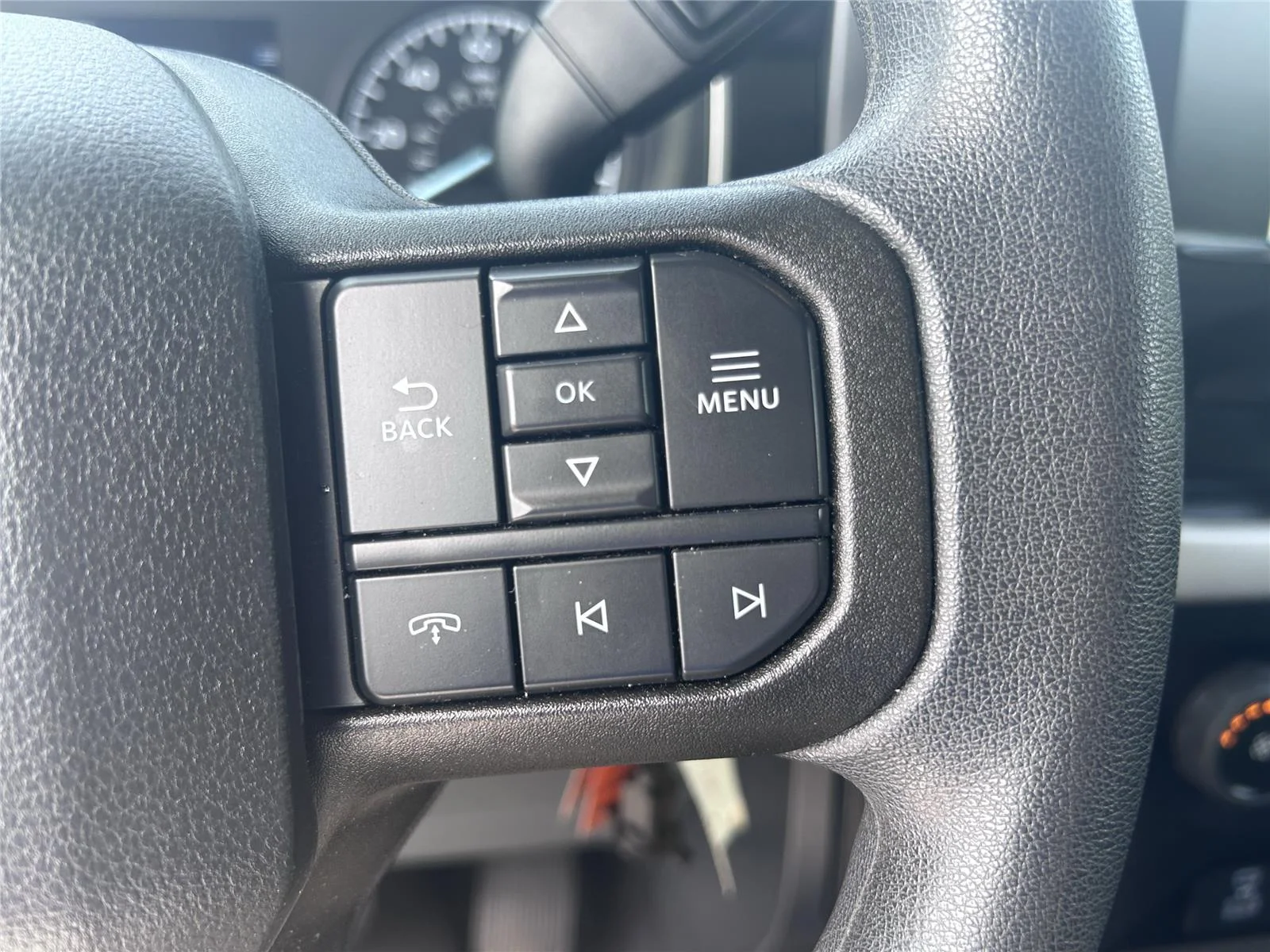 Used 2023 Iconic Silver Ford XLT image 19