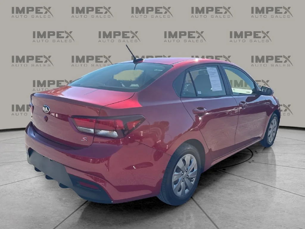 Used 2019 Red Kia S image 5