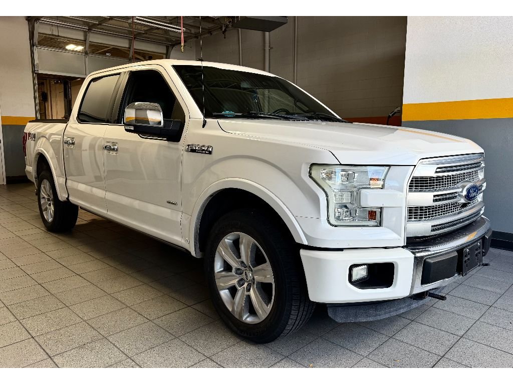 Used 2016 White Platinum Metallic Tri-Coat Ford Platinum image 2