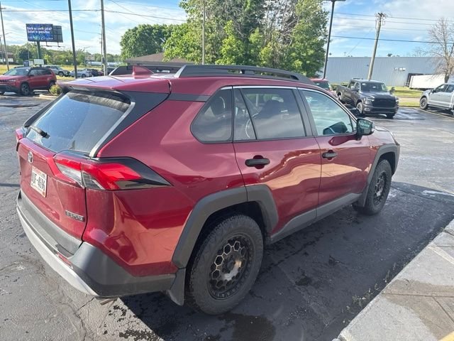 Used 2019 Ruby Flare Pearl Toyota Adventure image 7