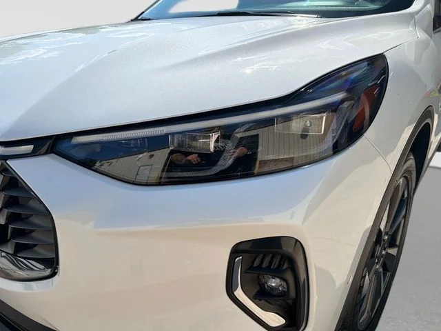 Used 2023 White Ford Platinum image 10