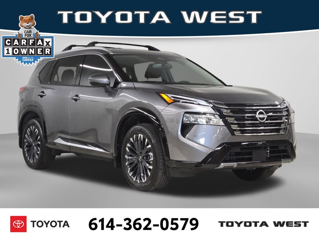Used 2025 Gray Nissan Platinum image 3