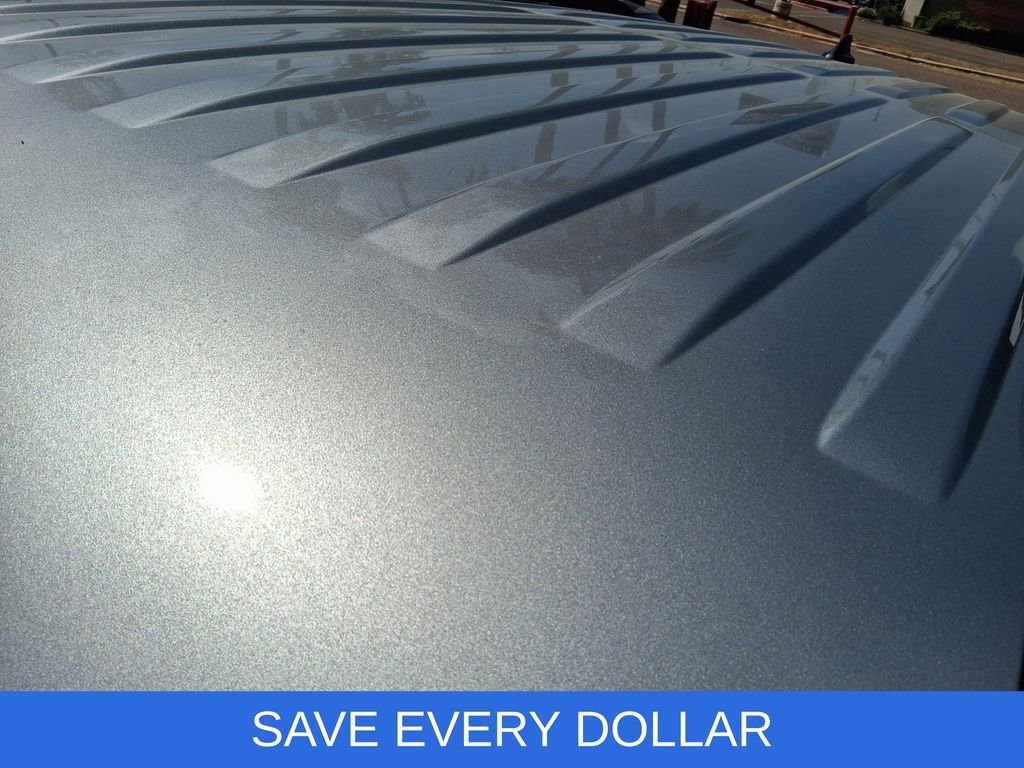 Used 2023 Silver Ford XLT image 7