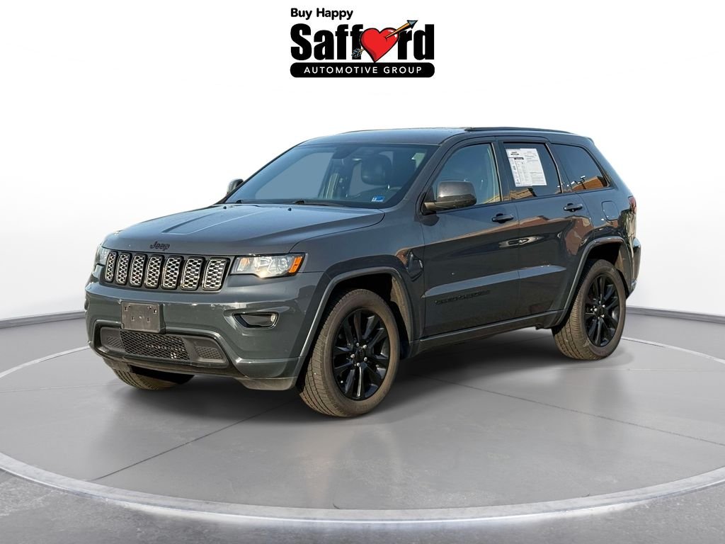 Used 2018 Black Jeep Altitude image 1