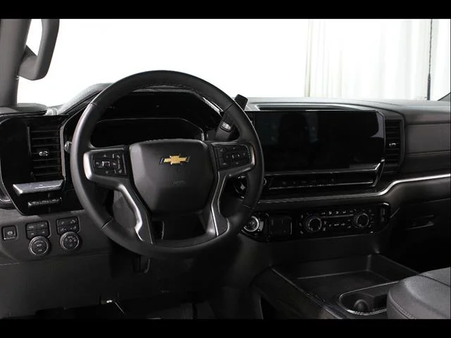 2024 Chevrolet Silverado 2500HD LTZ - Photo 7