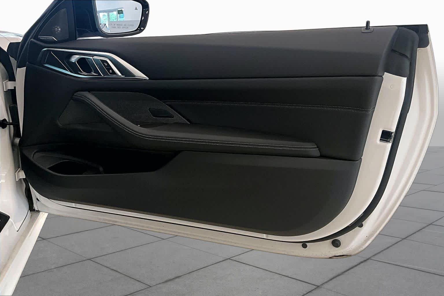 Used 2025 Mineral White Metallic BMW M440i image 20