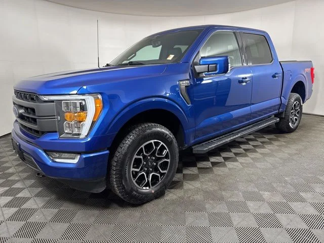 Used 2023 Blue Metallic Ford Lariat image 7