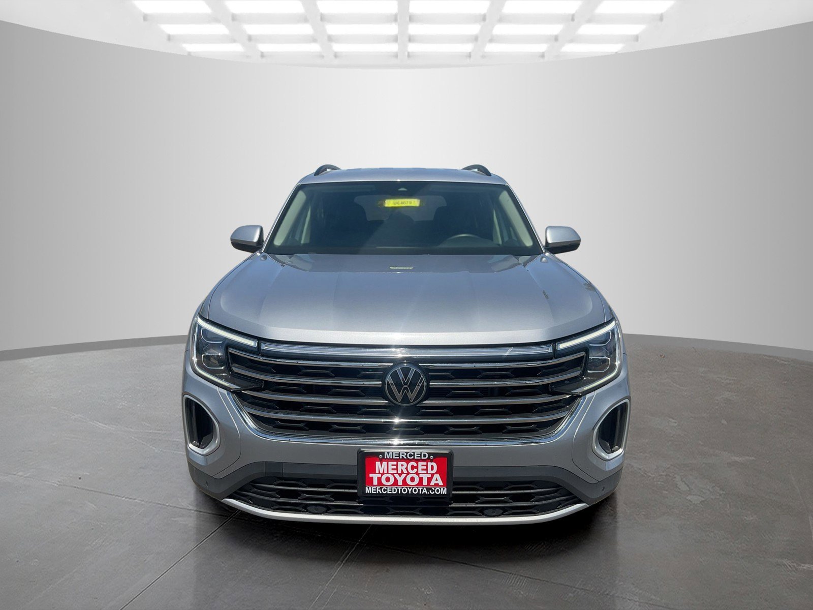 Used 2024 Silver Mist Metallic Volkswagen 2.0T SE w/Technology image 8