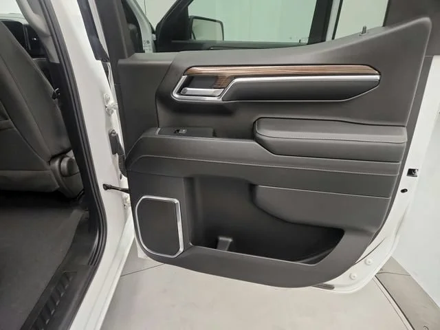 2024 Chevrolet Silverado 1500 RST - Photo 30