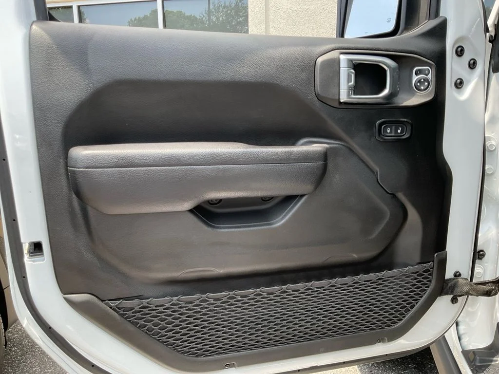 Used 2024 White Jeep Rubicon image 31