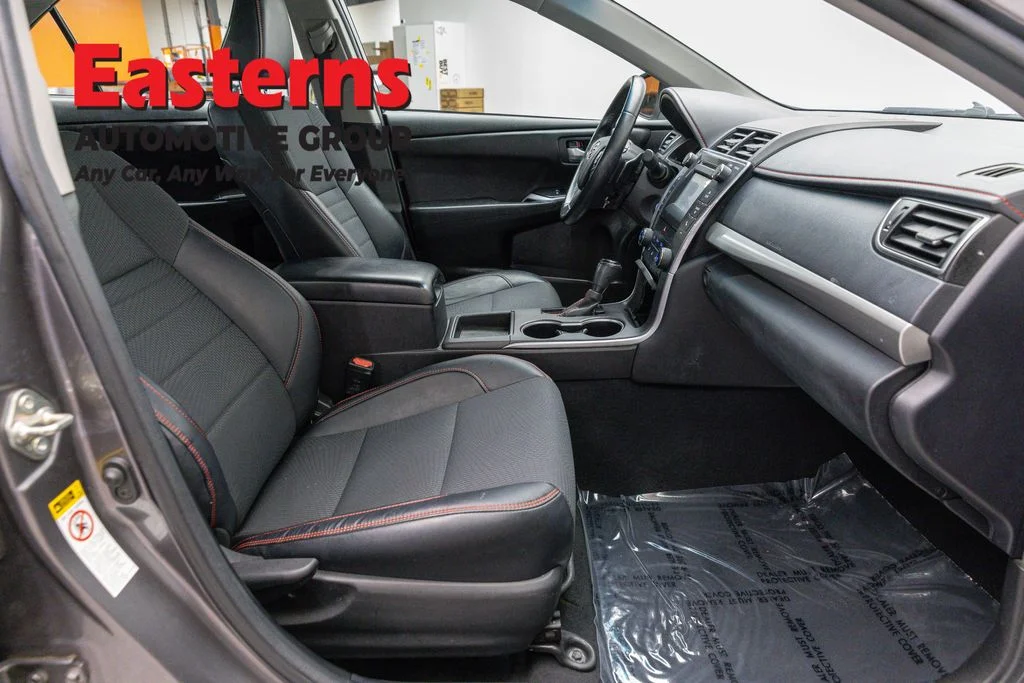 Used 2016 Gray Toyota SE image 23