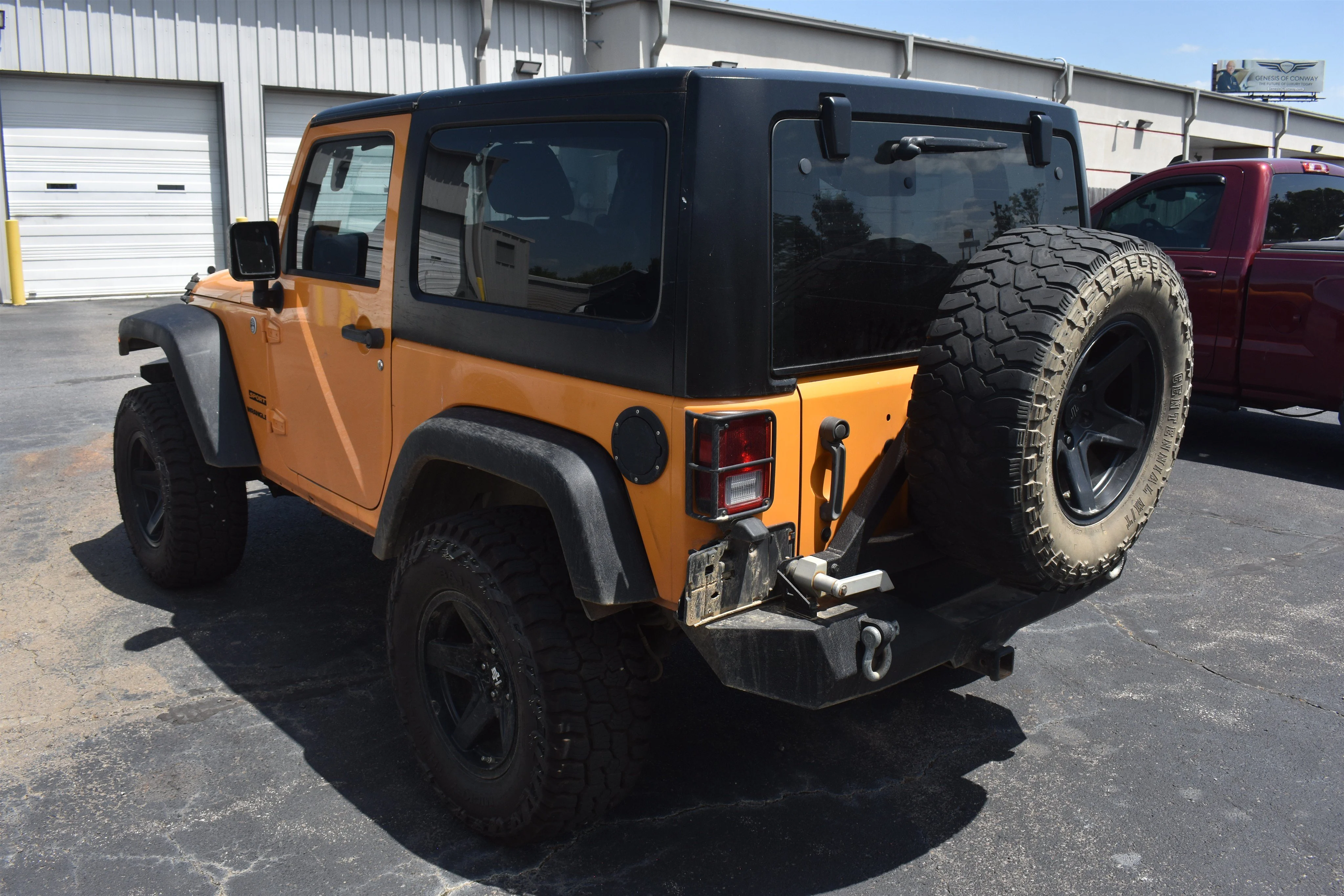 Used 2012 Dozer Jeep Sport image 7