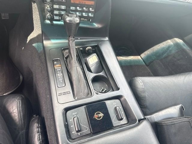 Used 1994 Red Chevrolet Base image 18