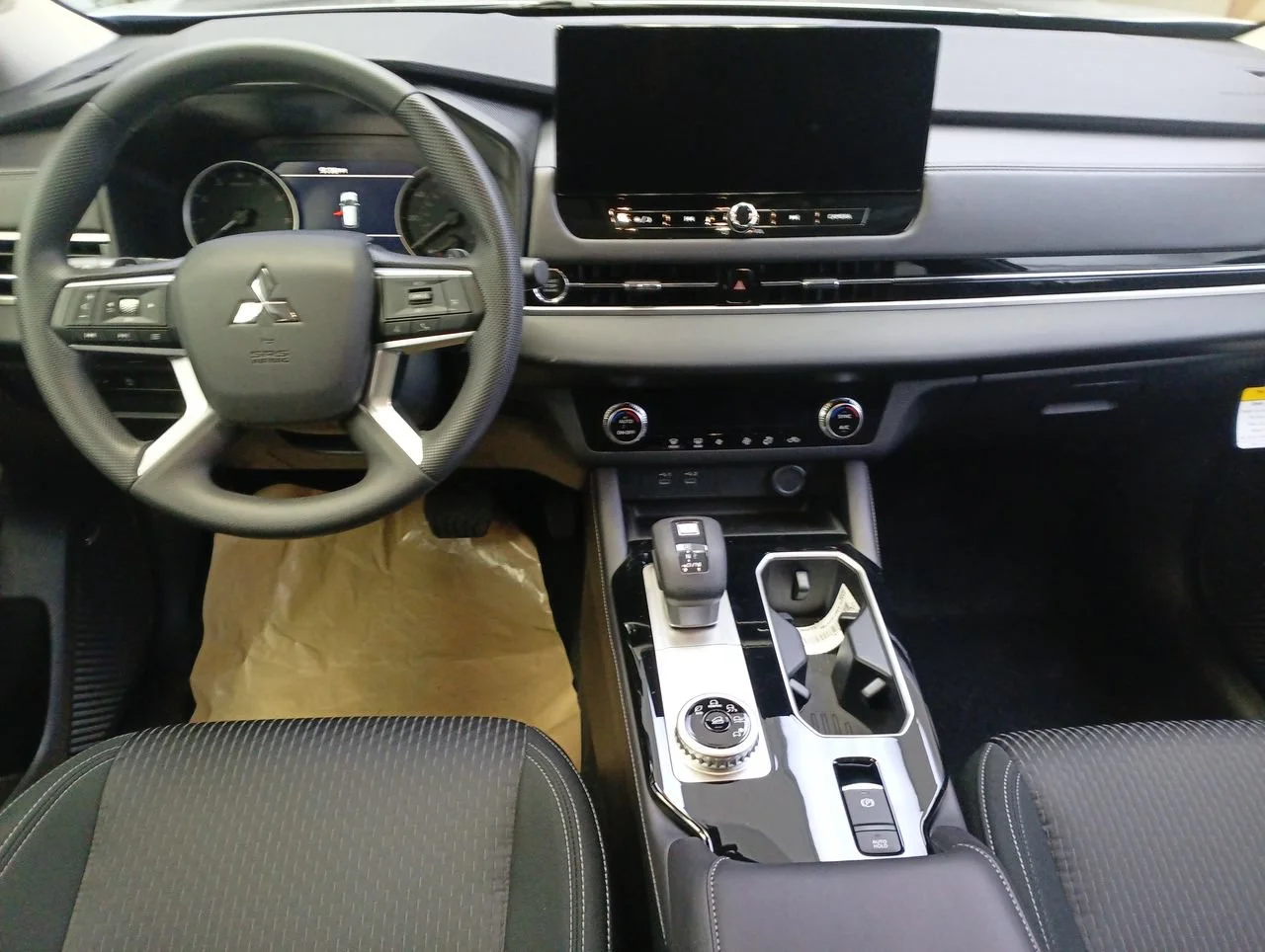 New 2026 Graphite Gray Mitsubishi ES image 10